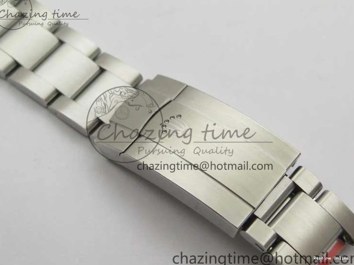 1226 Casual Oyster Perpetual 41mm 124300 EWF Best Edition Red Dial on SS Bracelet A 2856